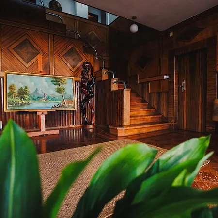 Francisco's Homestay