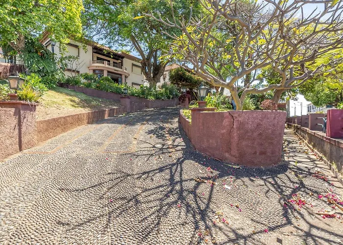 בית אירוח Francisco's