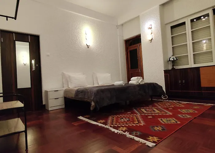 בית אירוח Francisco's *