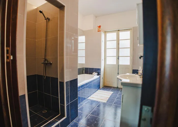 Francisco's * פונשל