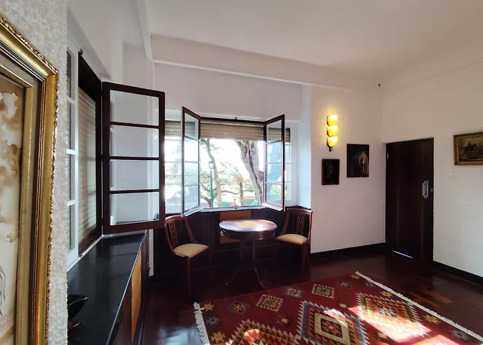 בית אירוח Francisco's *