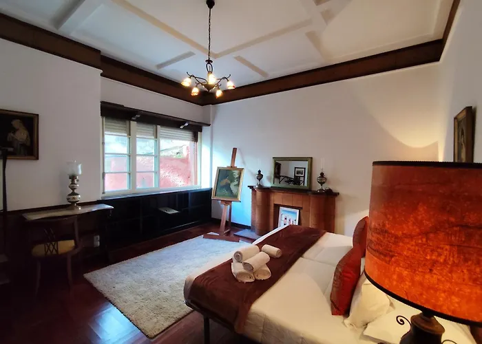 Francisco's * פונשל